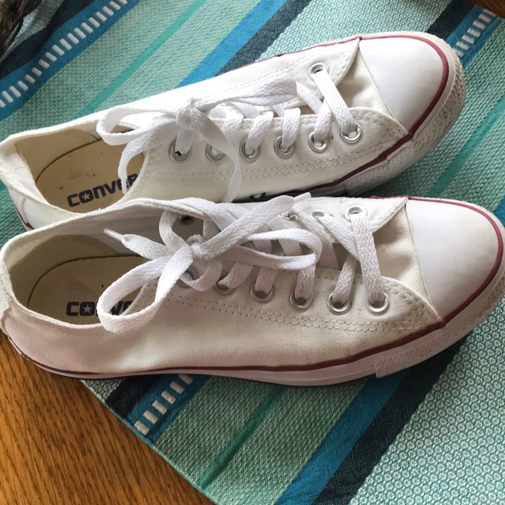 Converse 7 white chucks